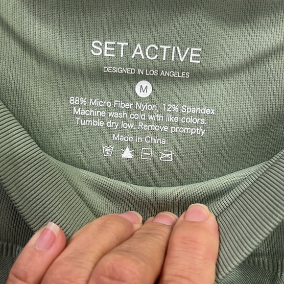 Set Active Seamless Bike Shorts . Light moss color Size M - Picture 3 of 3